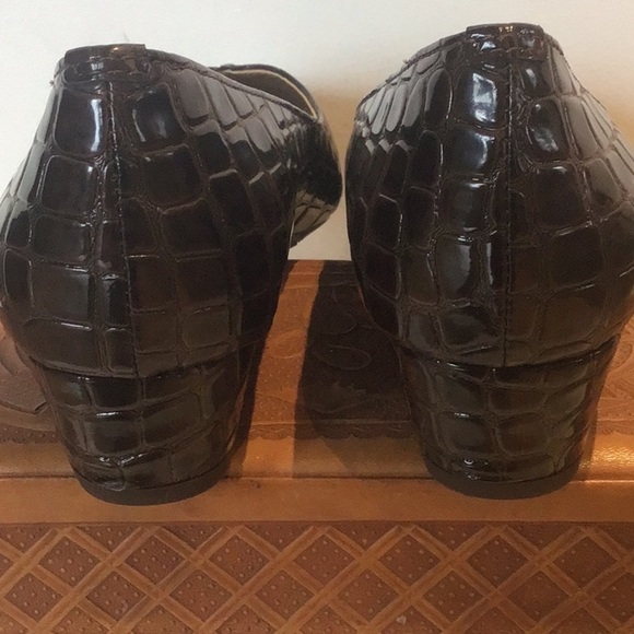 Crocodile Print Proxy Womens Emastine Brown 1.25” wedge ballet style NWOB 8.5 - Picture 4 of 9